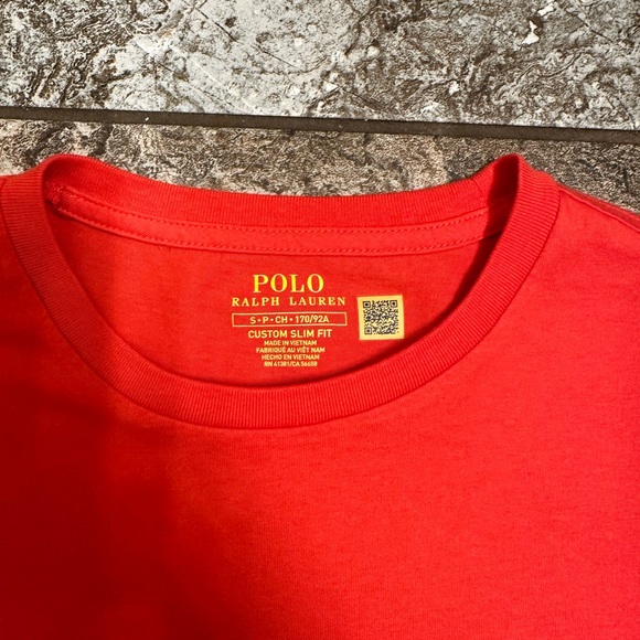 Men Polo Ralph Lauren Small Slim Fit T-shirt with pony logo in bright red - Picture 3 of 4